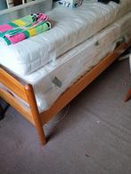 Gratis  2  matrassen, Ophalen, Gebruikt, 90 cm, Eenpersoons