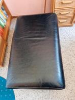 Mooie zwart leren hocker of poef, Huis en Inrichting, Banken | Sofa's en Chaises Longues, Ophalen, Zo goed als nieuw, Eenpersoons