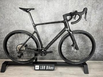 💥 Scott Addict Gravel 40 2025 Shimano GRX 12 Speed Carbon beschikbaar voor biedingen