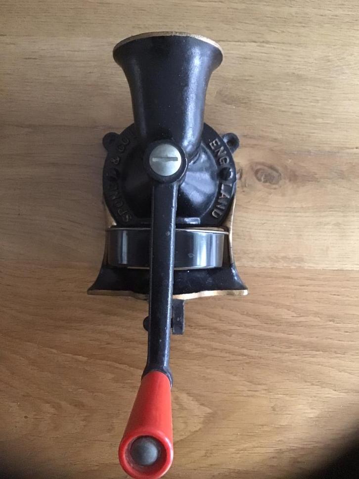 Zwart gietijzeren koffiemolen Spong&Co Ltd No.1 ca 1960, Antiek en Kunst, Curiosa en Brocante, Ophalen