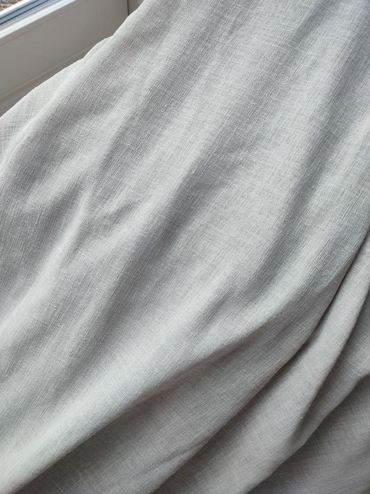 Gordijn Greige/Grijs Beige, In Between, Groot Formaat, Huis en Inrichting, Stoffering | Gordijnen en Lamellen, Zo goed als nieuw