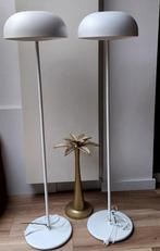 Ikea Nymane vloerlampen een set van twee witte design Ikea s, Huis en Inrichting, Lampen | Vloerlampen, Ophalen, Gebruikt, Minder dan 100 cm