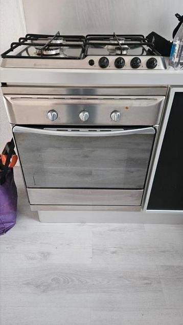 Oven (met eventueel een gastel) beschikbaar voor biedingen