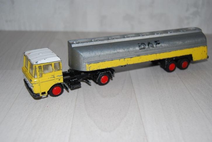 Lion Car Tankwagen Daf, Hobby en Vrije tijd, Modelauto's | 1:50, Gebruikt, Bus of Vrachtwagen, Lion Toys, Ophalen of Verzenden