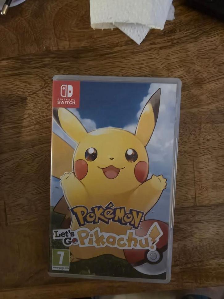 Pokémon: Let's Go, Pikachu! - Nintendo Switch, Spelcomputers en Games, Games | Nintendo Switch, Nieuw, Role Playing Game (Rpg)