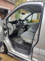 Renault Trafic 1200 2.5 DCI 135 L1h1 DC Gruau 2005, Auto's, Voorwielaandrijving, Metallic lak, Stof, Renault
