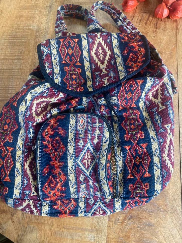 Vintage Rugzak met Etnische Print, Sieraden, Tassen en Uiterlijk, Tassen | Rugtassen, Gebruikt, Overige merken, 25 tot 40 cm, 30 tot 45 cm