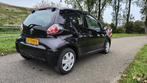 Toyota Aygo 1.0 12V Vvt-i 3DRS MMT 2009 Zwart - Nieuwe APK, Voorwielaandrijving, Stof, 4 stoelen, Grijs
