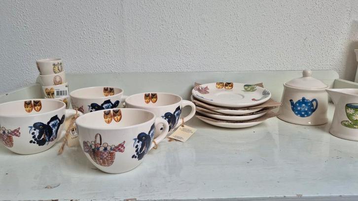 Alie Kruse Kolk Landleven 24 delig servies set NIEUW!, Audio, Tv en Foto, Walkmans, Discmans en Minidiscspelers, Walkman, Ophalen of Verzenden