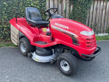Gebruikt Honda HF 2417 HM Benzine Zitmaaier HF 2417 beschikbaar voor biedingen