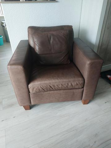 2 nog zeer mooie bruine fautuils. gekocht bij lederland.