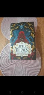 Illumicrate.  Margaret Owen  - little thieves, Boeken, Fantasy, Ophalen of Verzenden, Zo goed als nieuw