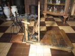 Antieke bascule weegschaal gemerkt. hout, Antiek en Kunst, Antiek | Gereedschap en Instrumenten, Ophalen