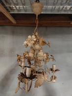 Vintage Franse Tole Kroonluchter – 3-arm – Druiven & Bladere, Antiek en Kunst, Antiek | Lampen, Ophalen of Verzenden