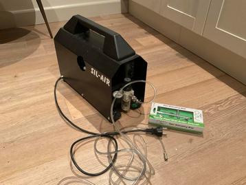Sil air 20A Airbrush compressor compleet met spuitpistool beschikbaar voor biedingen