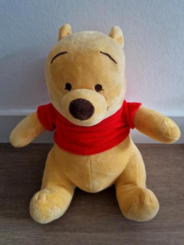 Knuffel Winnie The Pooh beer Disney geel rood 28 cm K7325 beschikbaar voor biedingen