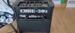 Versterker Roland cube 30x en gitaar op standaard, Ophalen, Gebruikt, Gitaar, Minder dan 50 watt