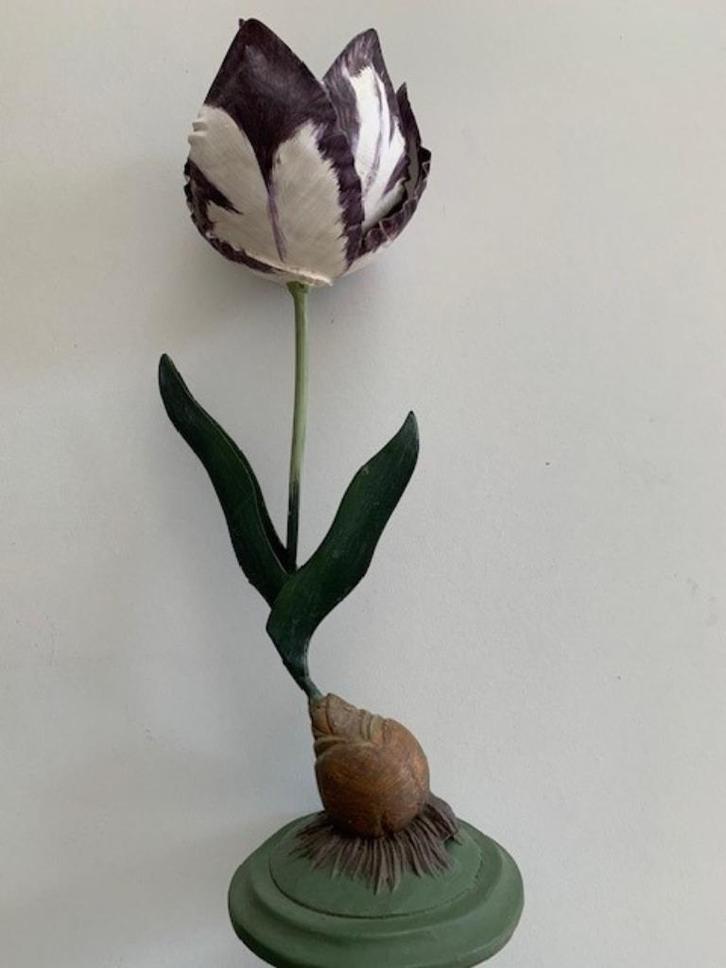 BOTANISCH TULPMODEL KANDELAAR, Huis en Inrichting, Woonaccessoires | Kandelaars en Kaarsen, Nieuw, Kandelaar, 25 tot 50 cm, Metaal