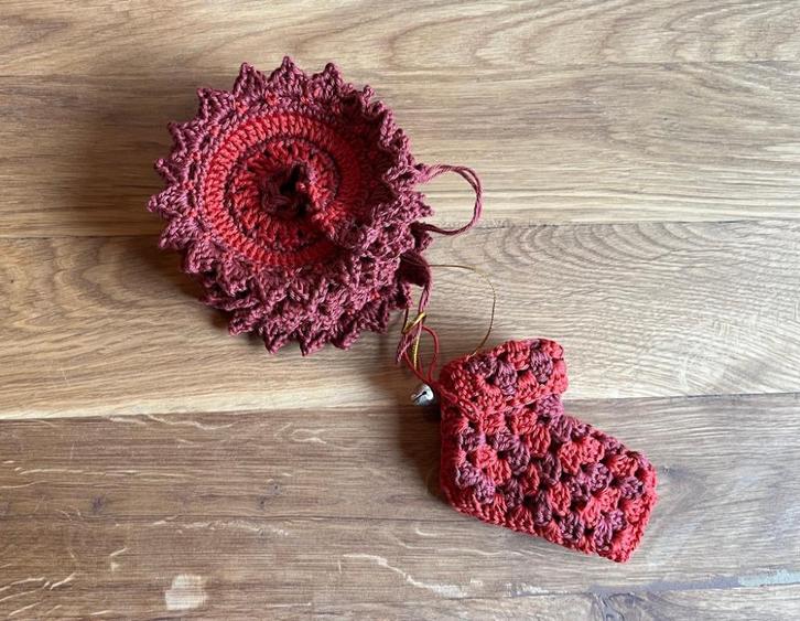 Windspinner kerst rood kerstmis kerstsok, Huis en Inrichting, Woonaccessoires | Wanddecoraties, Nieuw, Ophalen of Verzenden