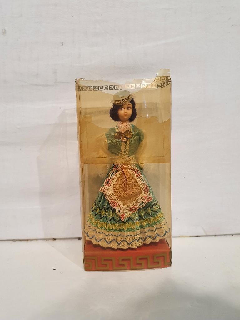 pop uit griekenland *, Verzamelen, Poppen, Pop, Ophalen of Verzenden