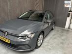 Volkswagen Golf Variant 1.0 eTSI Life, 65 €/maand, Gebruikt, 19 km/l, 3 cilinders