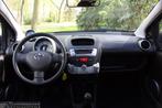 Toyota Aygo 1.0 VVT-i Comfort | 2012 | Airco | Leuke auto!, Auto's, Voorwielaandrijving, Euro 5, Stof, Gebruikt