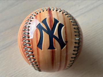 New York Yankee baseball uit New York beschikbaar voor biedingen
