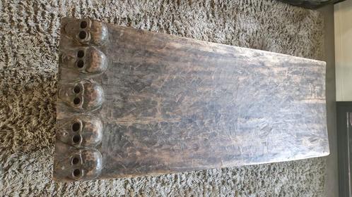 Zeer Oude UNIEKE Naga Tafel, Huis en Inrichting, Tafels | Salontafels, Gebruikt, Minder dan 50 cm, 50 tot 100 cm, 150 tot 200 cm