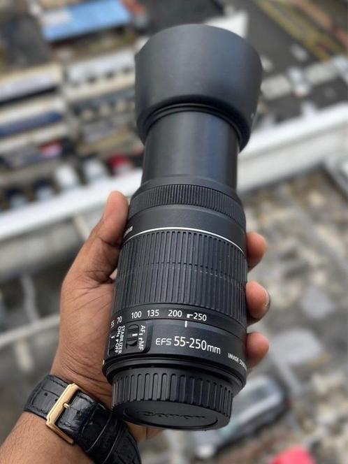 Canon EF-S 55-250mm/F4-5.6 IS II + UV filter + zonnekap, Audio, Tv en Foto, Fotografie | Lenzen en Objectieven, Telelens, Zoom