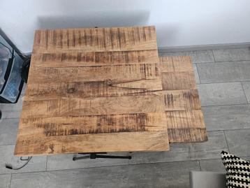 Tafel bijzettafel  Industrial  beschikbaar voor biedingen