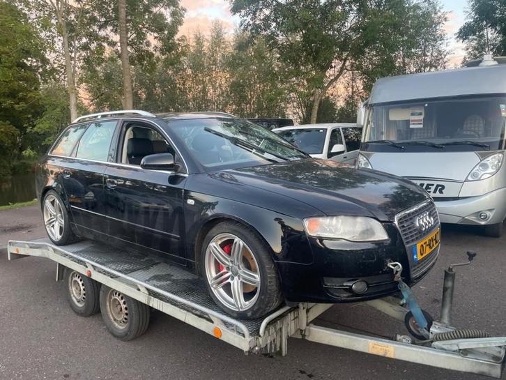 Audi A4 3.2 FSI Q. PRO LINE (WATERSCHADE!), Auto's, Audi, Bedrijf, A4, ABS, Airbags, Bluetooth, Boordcomputer, Centrale vergrendeling