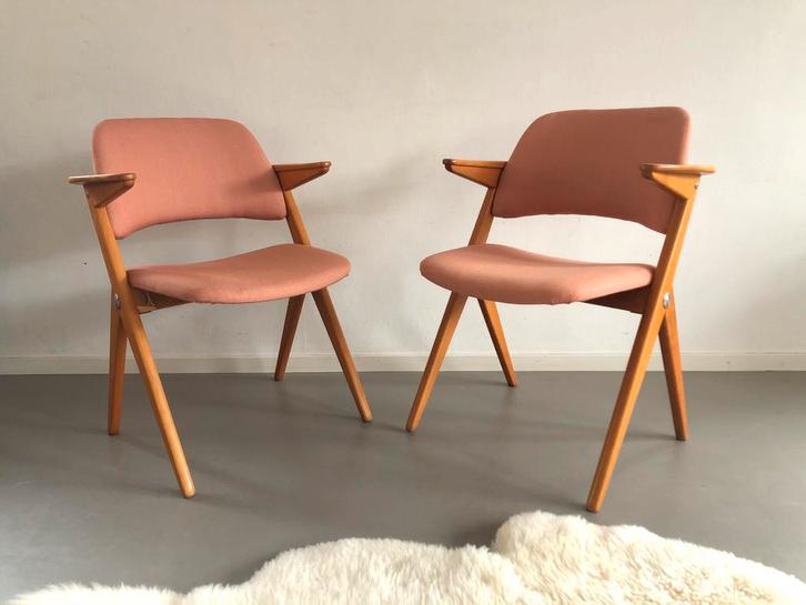 Vintage Triva stoelen design Bengt Ruda voor Nordiska K., Huis en Inrichting, Stoelen, Zo goed als nieuw, Twee, Hout, Stof, Overige kleuren