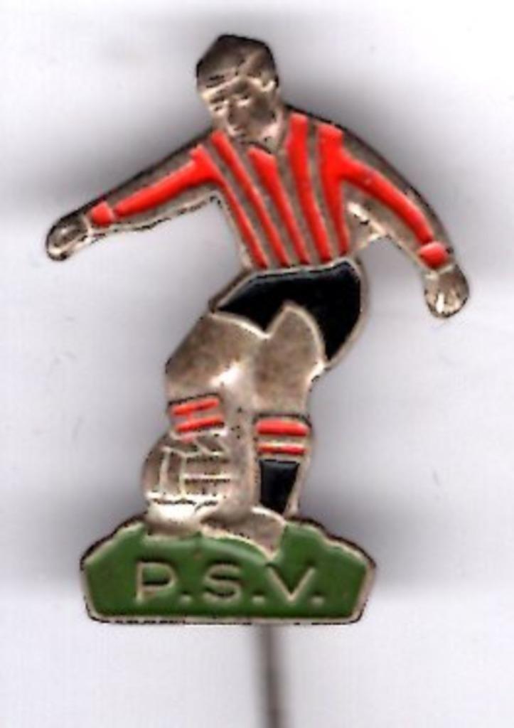 P.S.V. zilverkleurig voetbal mannetje ( Y_002 ), Verzamelen, Speldjes, Pins en Buttons, Zo goed als nieuw, Speldje of Pin, Sport
