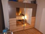 Kledingkast met roldeuren - 218x210x56cm, Ophalen, Gebruikt, 200 cm of meer, Met hangruimte