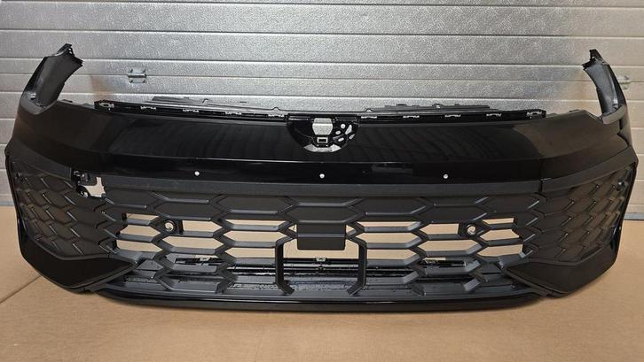 Voorbumper VW Golf 8 VIII 8.5 FACELIFT GTI GTD 4xPDC bj.2024, Auto-onderdelen, Carrosserie en Plaatwerk, Bumper, Voor, Gebruikt