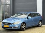 Volvo V60 2.4 D6 AWD Plug-In Hybrid / Schuifdak / ACTIE, Automaat, Blauw, Vierwielaandrijving, Startonderbreker
