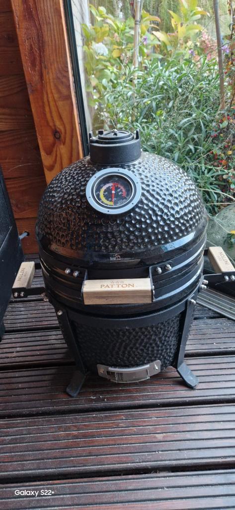 Patton Kamado Grill - Perfect voor BBQ liefhebbers!, Tuin en Terras, Houtskoolbarbecues, Zo goed als nieuw, Ophalen