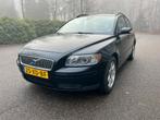 Volvo V50 2.4 140PK Handgeschakeld Airco Trekhaak Dealer ond, Elektrische ramen, Stof, 700 kg, Zwart