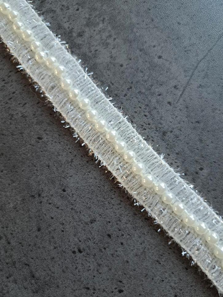 Mooi bandjes met kraaltjes en kastrandjes, Hobby en Vrije tijd, Naaien en Fournituren, Zo goed als nieuw, Lint, Band of Elastiek