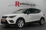 SEAT Arona 1.5 TSI EVO FR Business Intense - Camera / ACC /, 4 cilinders, 150 pk, 610 kg, Wit