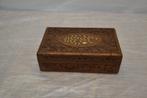 Handgesneden Houten Sieradendoosje met Inleg | Vintage Look, Ophalen of Verzenden