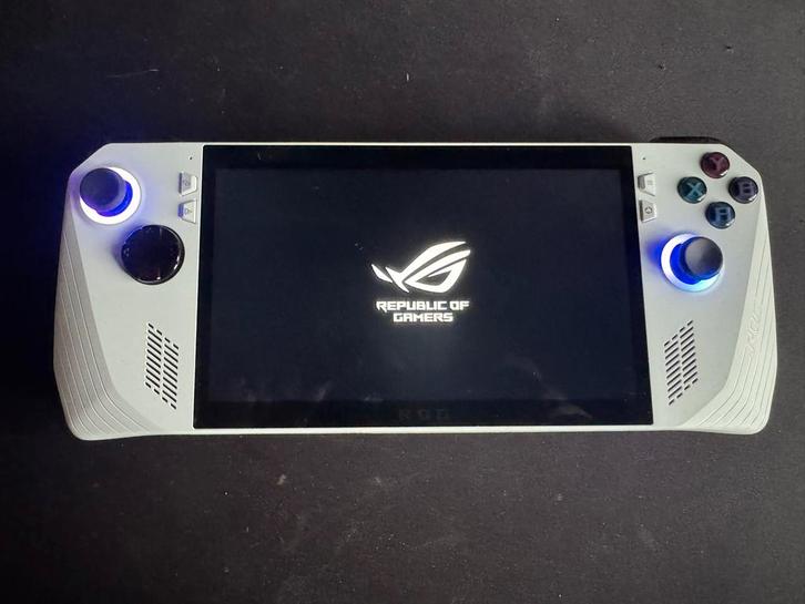 Asus ROG Ally Z1 Extreme 512GB, Computers en Software, Desktop Pc's, Zo goed als nieuw, 4 Ghz of meer, SSD, 16 GB, Met videokaart