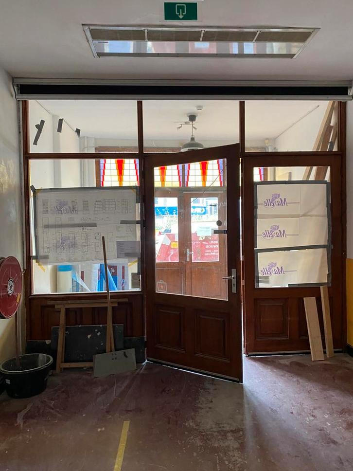 Hardhouten kozijn winkel / bedrijfsruimte, Doe-het-zelf en Verbouw, Kozijnen en Schuifpuien, Gebruikt, Deurkozijn, Hout, 225 cm of meer