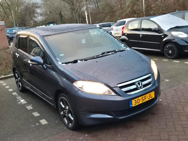 Honda FR-V 1.7 I 2005 Grijs, Auto's, Honda, Particulier, FR-V, ABS, Achteruitrijcamera, Airbags, Airconditioning, Alarm, Android Auto