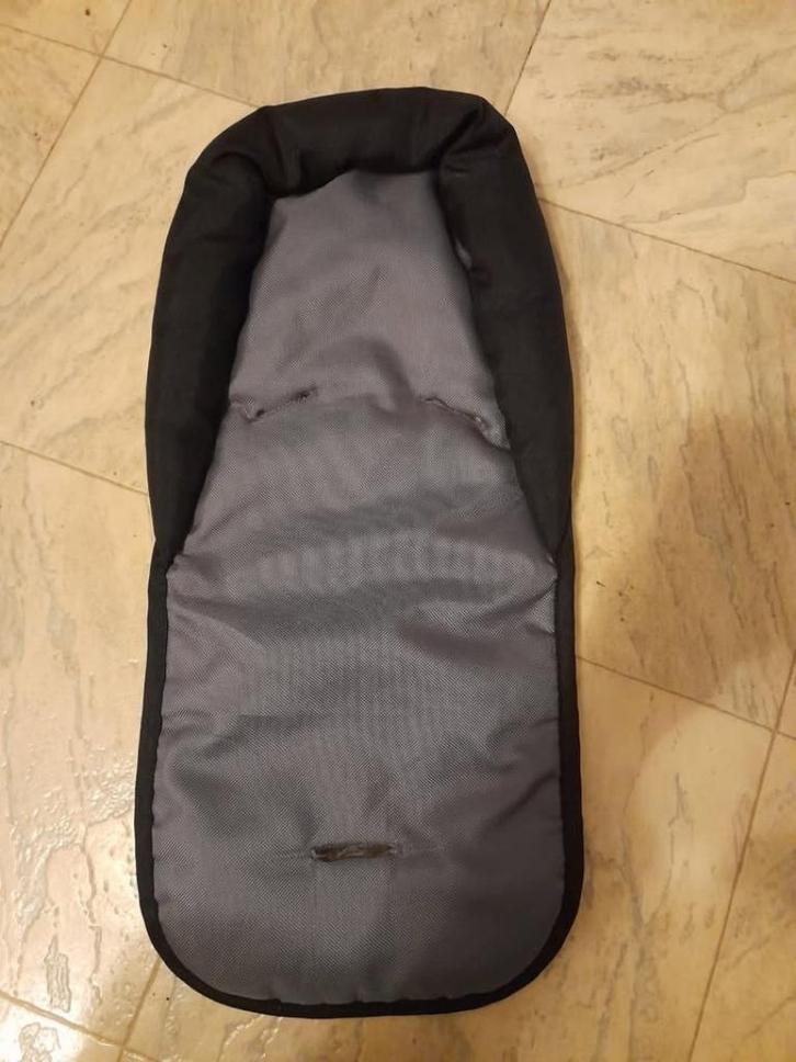 Universeel Autostoeltje Zitverkleiner - Zwart -Grijs, Kinderen en Baby's, Autostoeltjes, Zo goed als nieuw, Overige merken, 0 t/m 13 kg