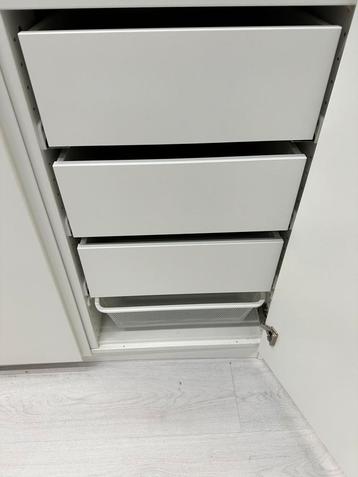 Pax lades complement