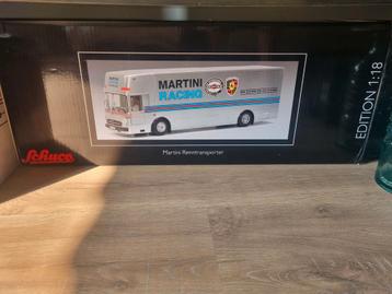 Schuco martini renntransporter 1:18 beschikbaar voor biedingen