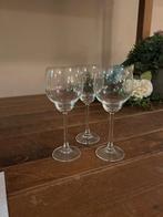 3 Groot Wijnglazen met Bol, Ophalen, Glas of Glazen, Effen, Glas