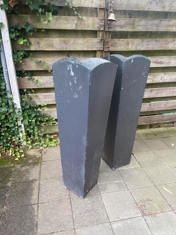 Set van 2 hoge plantenbakken beschikbaar voor biedingen