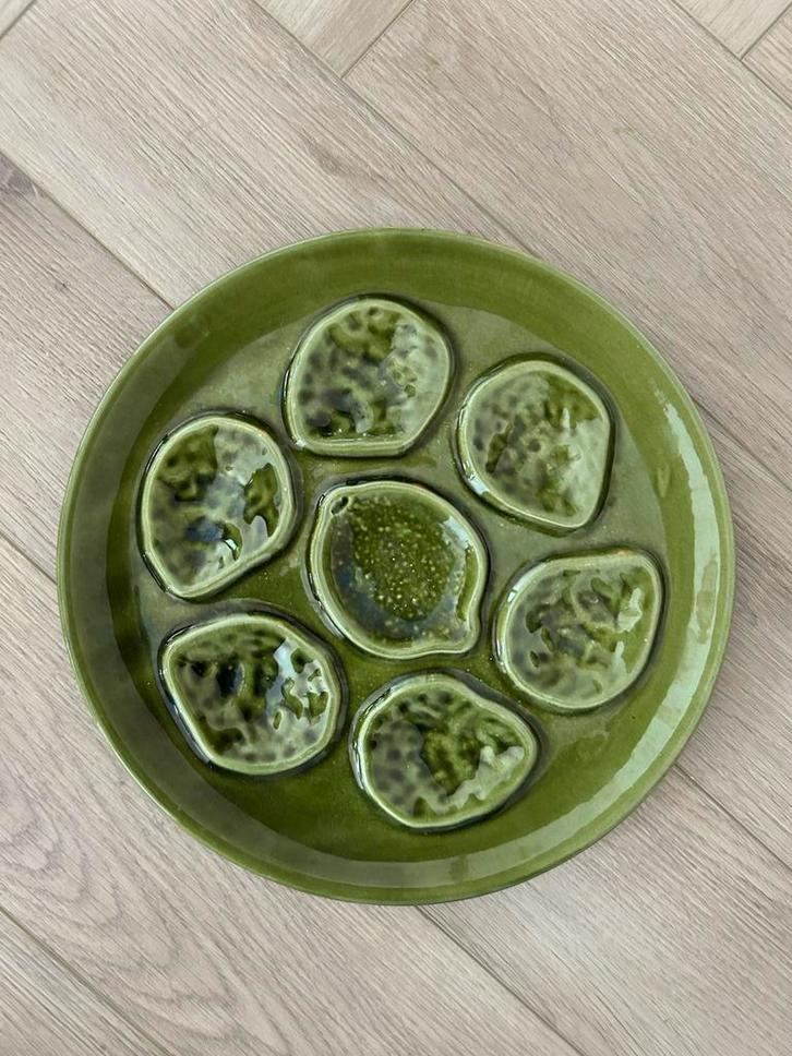 Groen Oesterbord - Vintage, Huis en Inrichting, Keuken | Servies, Gebruikt, Bord(en), Overige stijlen, Aardewerk, Ophalen of Verzenden